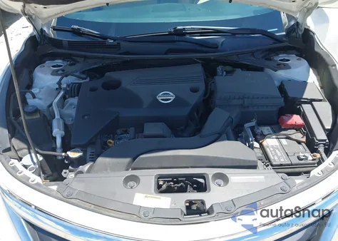 2015 Nissan Altima 2.5 Sv z USA, uszkodzony, nr VIN 1N4AL3AP4FC421239